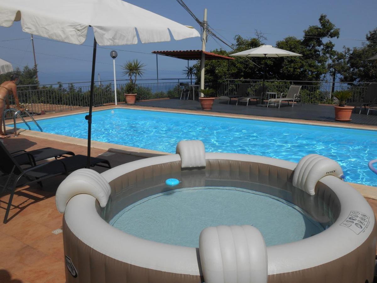 Al Villino Sunshine In Villa Con Piscina Ed Idromassaggio SantʼAlfio Eksteriør bilde