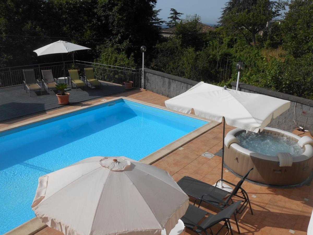 Al Villino Sunshine In Villa Con Piscina Ed Idromassaggio SantʼAlfio Eksteriør bilde