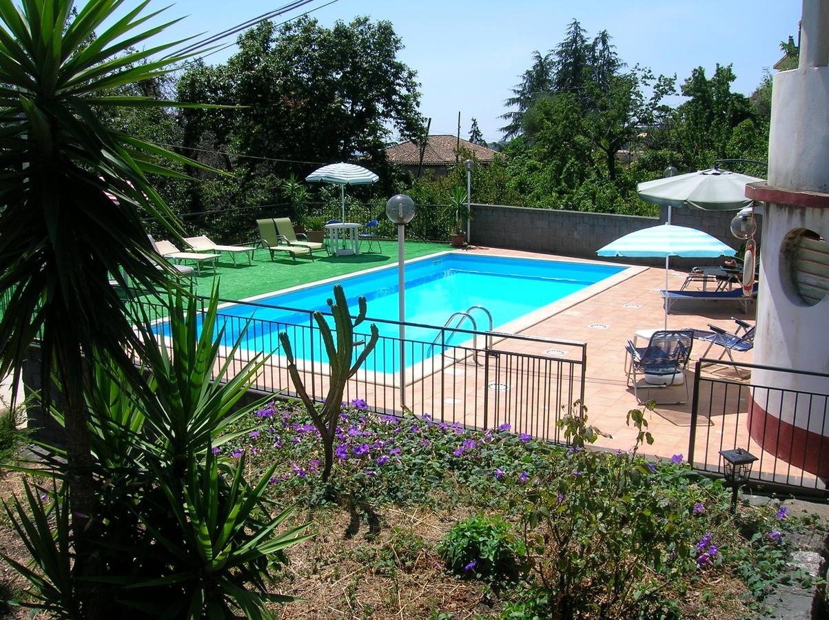 Al Villino Sunshine In Villa Con Piscina Ed Idromassaggio SantʼAlfio Eksteriør bilde